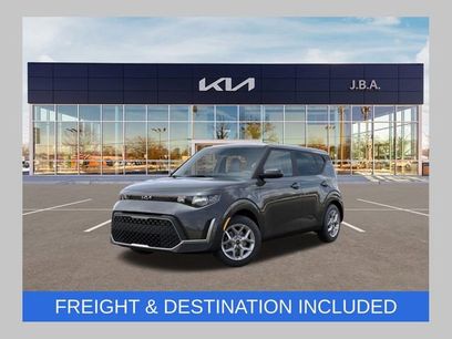 New 2025 Kia Soul LX
