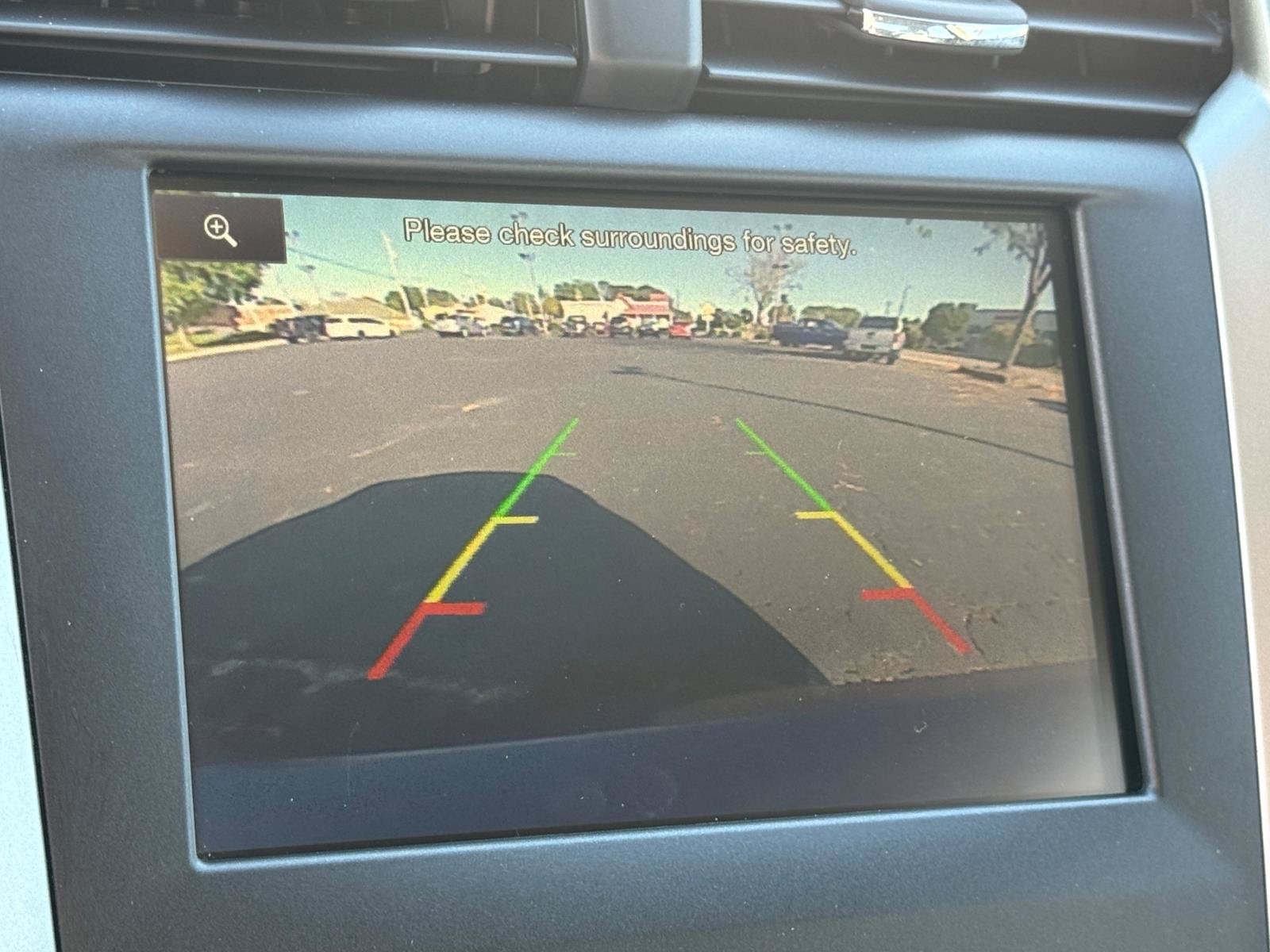 Used 2016 Ford Fusion SE w/ Equipment Group 202A FWD image 16