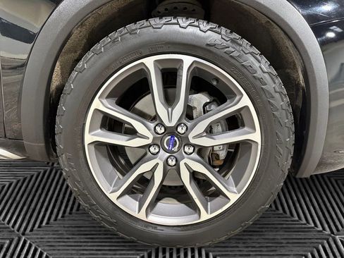 Used 2015 Volvo V60 T5 Cross Country Platinum w/ Protection Package image 11