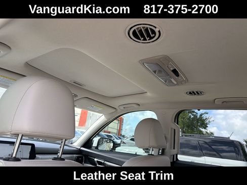 Used 2023 Kia Telluride EX w/ EX Captain's Chair Package FWD image 18