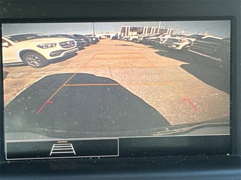 Used 2022 GMC Terrain SLE w/ Elevation Edition image 31