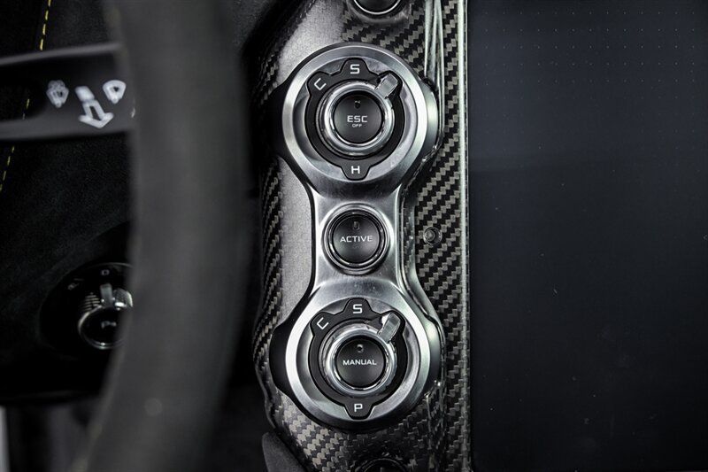 Used 2022 McLaren 765LT RWD image 42