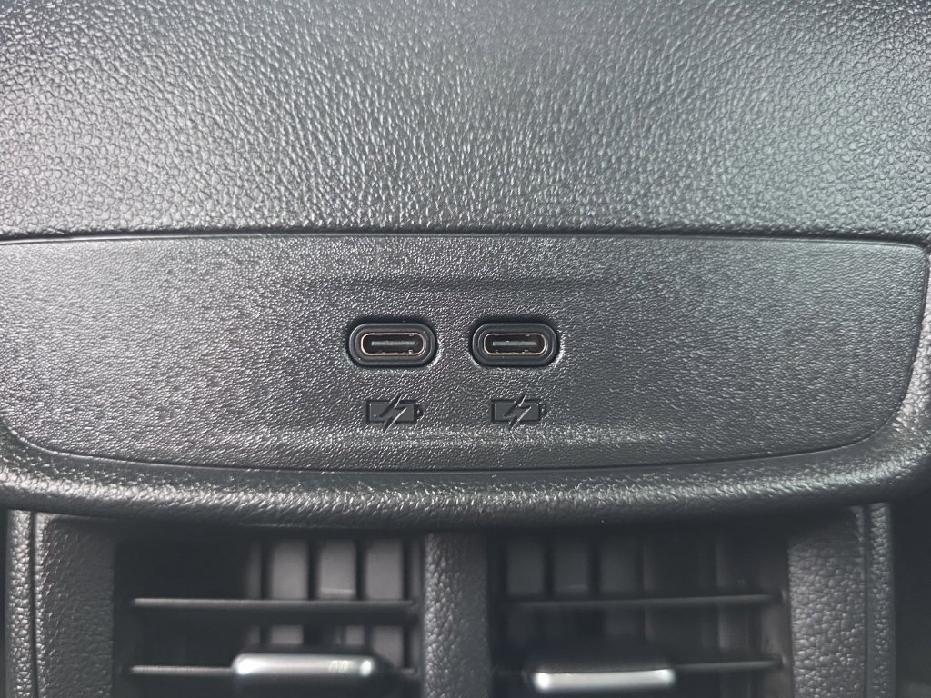 Used 2026 Chevrolet Equinox LT AWD/4WD image 29