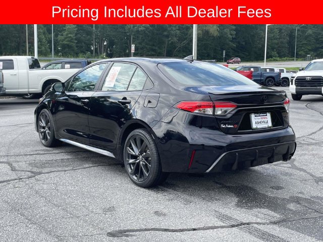 Used 2024 Toyota Corolla SE FWD image 3