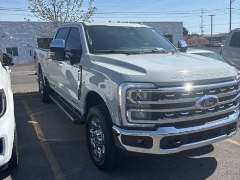 Used 2025 Ford F350 Lariat w/ Chrome Package image 1