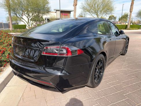 Used 2022 Tesla Model S image 3