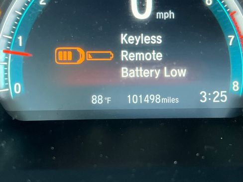 Used 2018 Honda Civic EX-T image 3