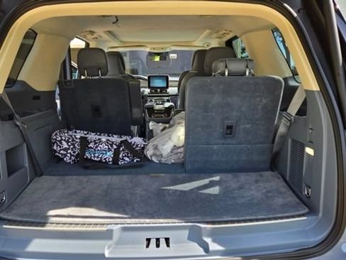 Used 2019 Lincoln Navigator Black Label w/ Cargo Package AWD/4WD image 9