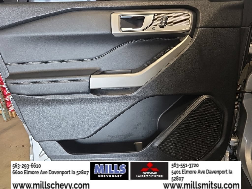 Used 2022 Ford Explorer Limited AWD/4WD image 14