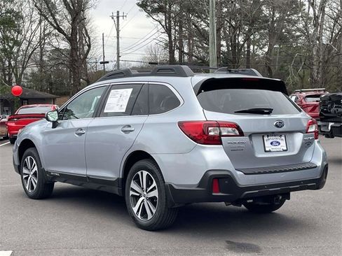 Used 2018 Subaru Outback 2.5i Limited image 30