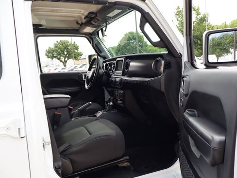 Used 2019 Jeep Wrangler Unlimited Sport S AWD/4WD image 28