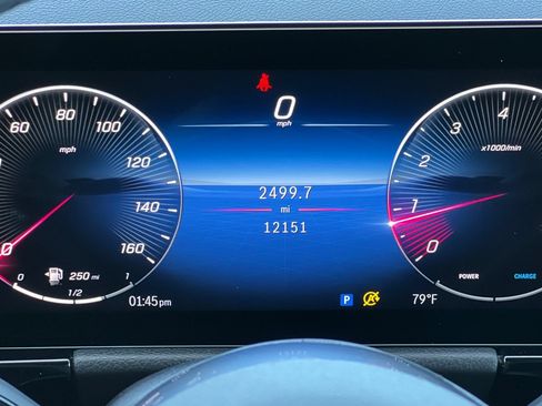 Certified 2025 Mercedes-Benz GLA 250 image 32