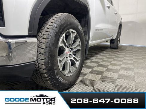 Used 2023 GMC Sierra 1500 SLE w/ Preferred Package AWD/4WD image 27