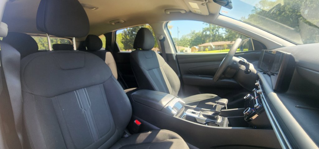 Used 2025 Hyundai Tucson SEL FWD image 24