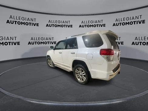Used 2011 Toyota 4Runner SR5 AWD/4WD image 7