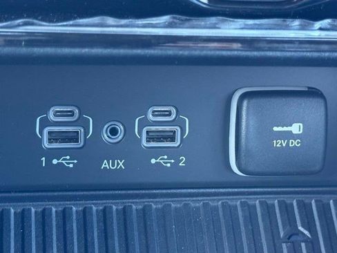 New 2026 Jeep Grand Cherokee Altitude image 18