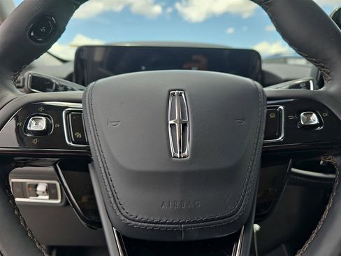 New 2025 Lincoln Aviator 2WD w/ Equipment Group 101A image 24