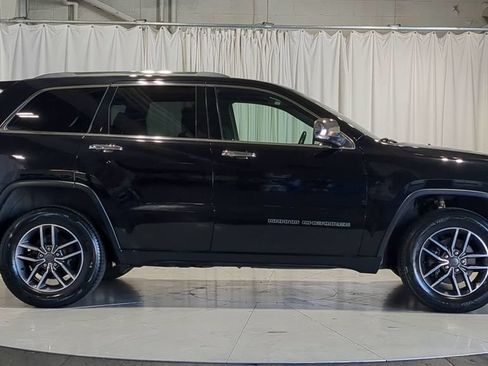 Used 2019 Jeep Grand Cherokee Limited AWD/4WD image 11