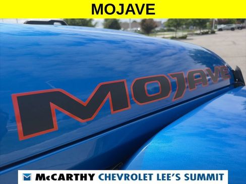 Used 2023 Jeep Gladiator Mojave AWD/4WD image 18