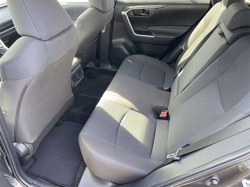 Used 2024 Toyota RAV4 LE image 18