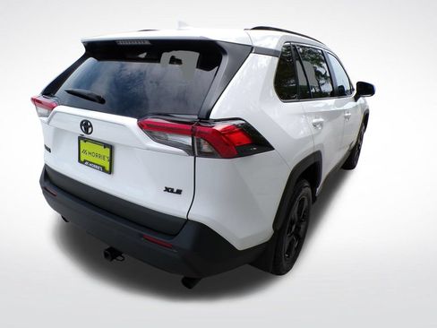 Used 2024 Toyota RAV4 XLE w/ Convenience Package FWD image 6