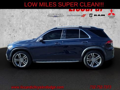 Used 2021 Mercedes-Benz GLE 350 4MATIC image 4