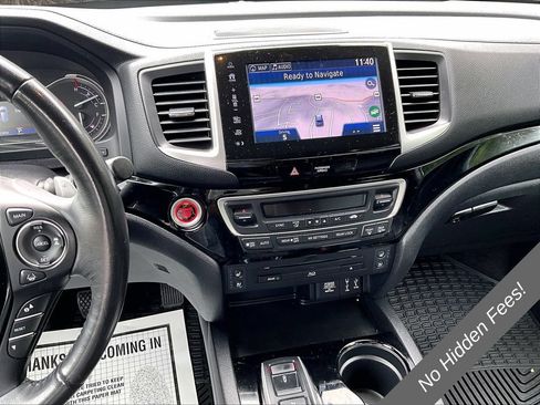 Used 2017 Honda Pilot Elite image 6