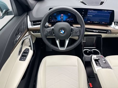 New 2026 BMW X1 xDrive28i w/ Convenience Package AWD/4WD image 10