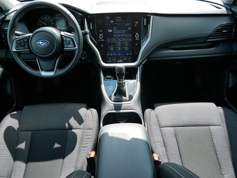 Used 2024 Subaru Outback Premium AWD/4WD image 10
