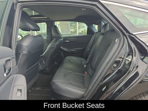 Used 2020 Toyota Avalon XLE w/ Moonroof Package FWD image 24