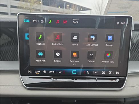 New 2026 Volkswagen Tiguan SE image 19