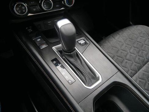 Certified 2025 Nissan Kicks SV image 17