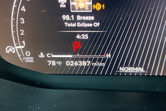 Certified 2025 Acura MDX w/ Technology Package AWD/4WD image 32