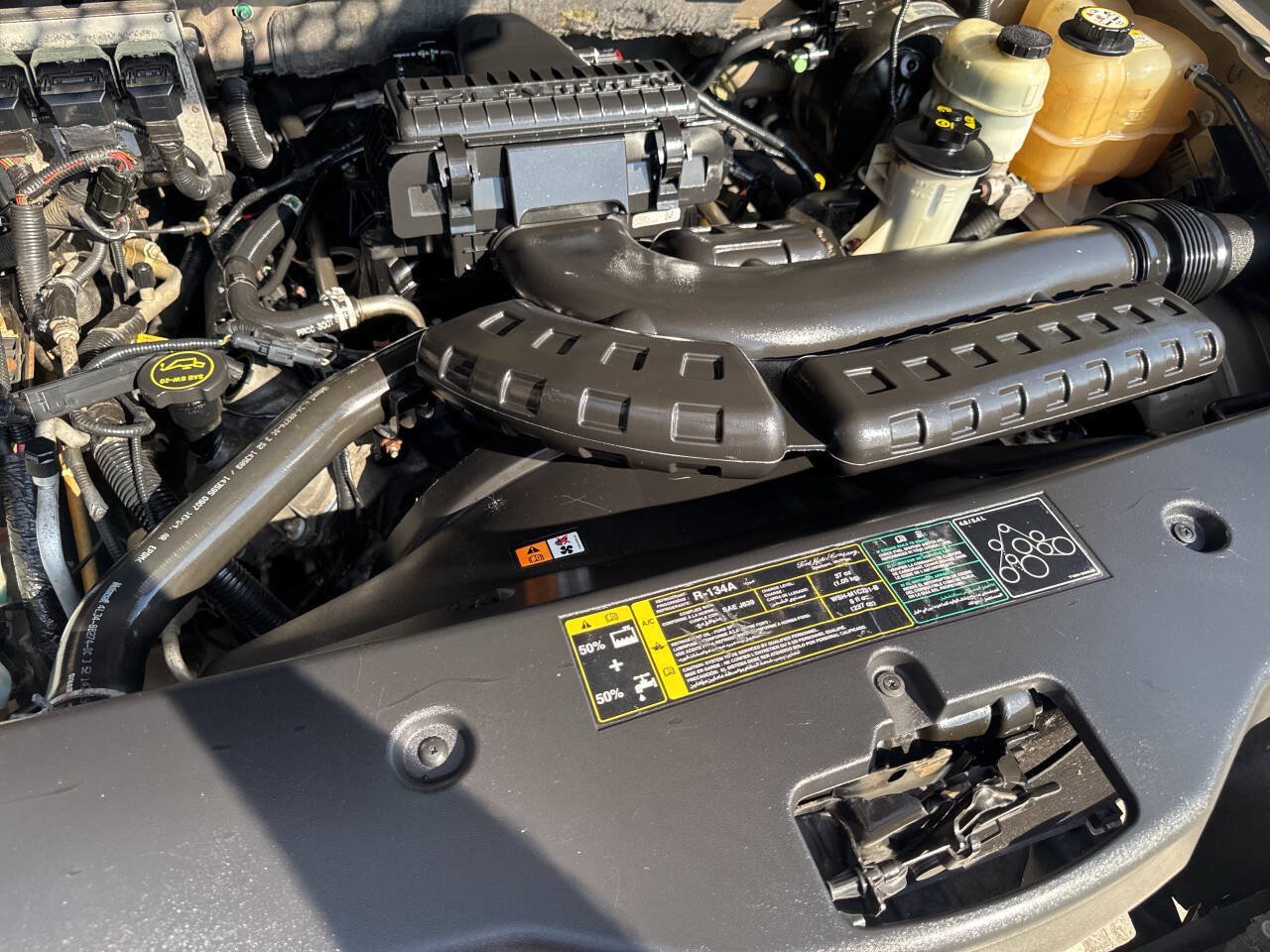 Used 2004 Ford F150 Lariat AWD/4WD image 27