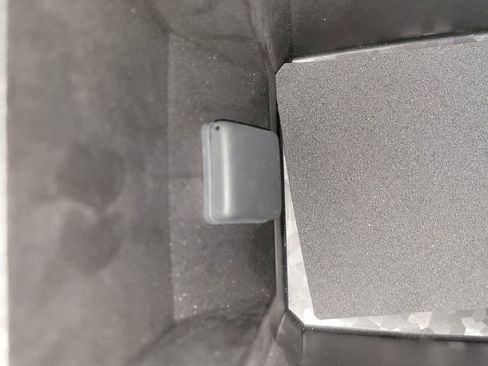 Used 2023 GMC Canyon Elevation w/ Elevation Premium Package image 25