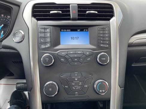 Used 2020 Ford Fusion S FWD image 17