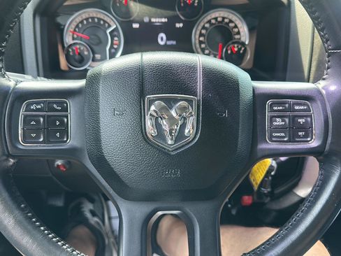 Used 2019 RAM 1500 Big Horn AWD/4WD image 28