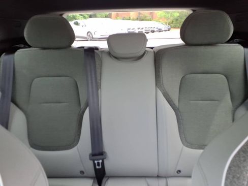 Used 2025 Volvo EX30 Plus w/ Climate Package AWD/4WD image 18