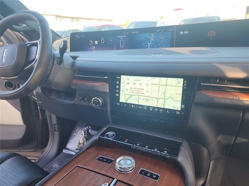 New 2025 Lincoln Navigator Black Label image 34