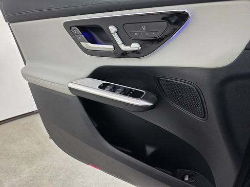 New 2026 Mercedes-Benz GLC 300 image 16