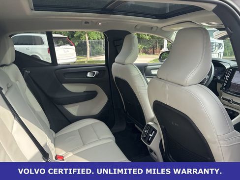Certified 2023 Volvo XC40 B5 Plus w/ Climate Package AWD/4WD image 10