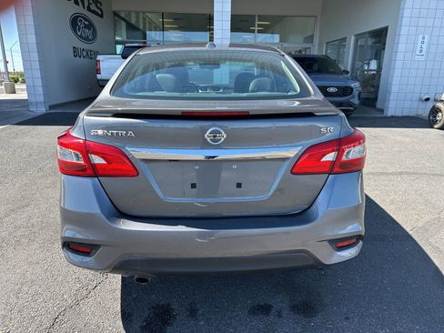 Used 2019 Nissan Sentra SR w/ Premium Package (SR) image 5