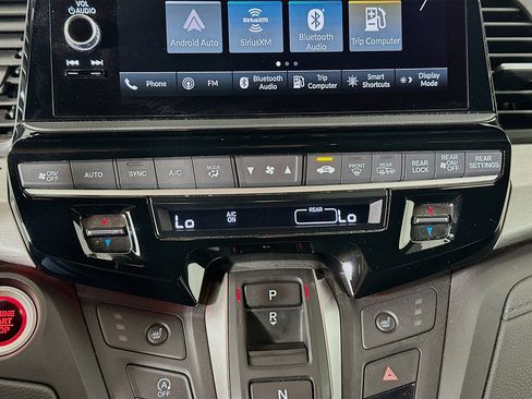 Used 2025 Honda Odyssey Sport-L image 22