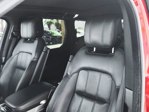Used 2019 Land Rover Range Rover Sport Supercharged AWD/4WD image 3