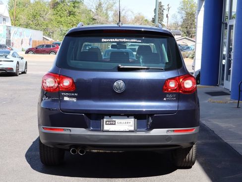 Used 2011 Volkswagen Tiguan S AWD/4WD image 4