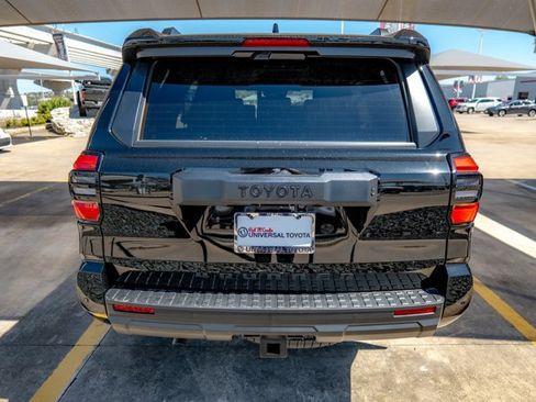 New 2026 Toyota 4Runner TRD Off-Road image 9