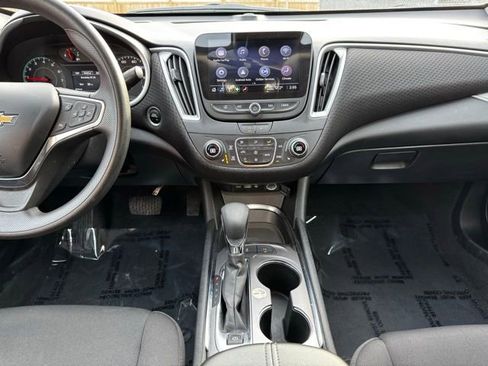 Certified 2024 Chevrolet Malibu LT image 2
