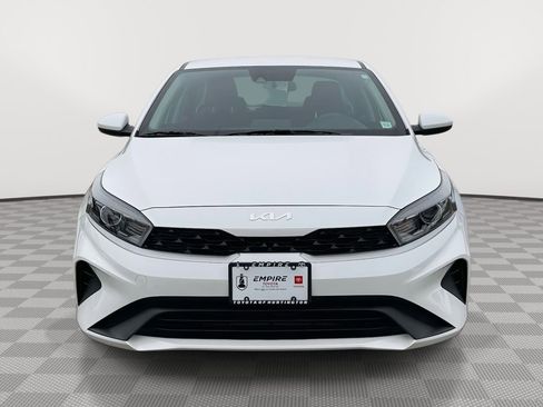 Used 2023 Kia Forte LXS image 2