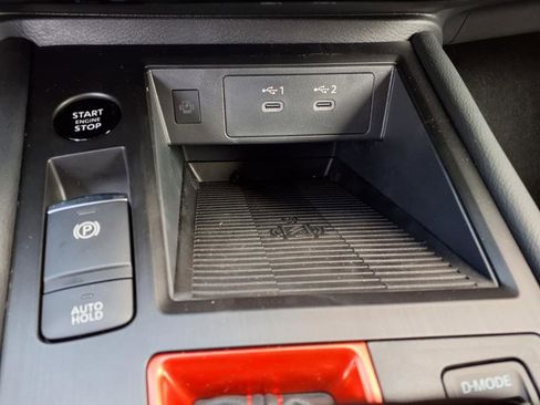 New 2025 Nissan Kicks SR w/ Illumination Package image 12