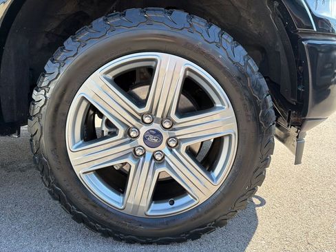 Used 2018 Ford F150 XLT w/ Equipment Group 302A Luxury image 11
